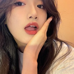 AKB48 TEAM SH 胡馨尹 후신인 웨이보