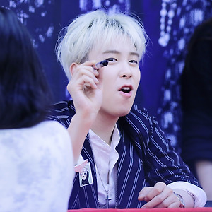 150710 BLOCKBUSTER DVD 팬사인회