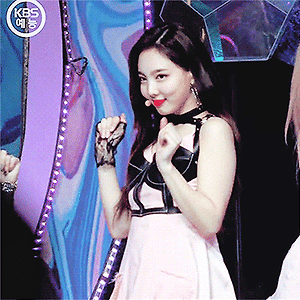 190426 뮤직뱅크 FANCY 직캠 나연 움짤 - 2p