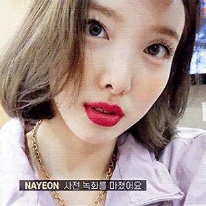 200625 TWICE TV “MORE & MORE” Comeback Week #1 나연 움짤 - 6p