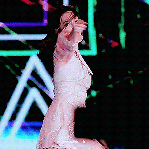 200104 골든디스크 STUCK IN MY HEAD (cr.first rabbit, rabbit's house) 나연 움짤 - 2p
