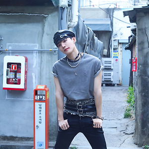 Save me, Kill me 자켓 촬영 비하인드 1편