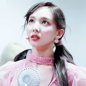 191206 TWICE TV "Feel Special" Comeback Week #3 나연 움짤 - 9p