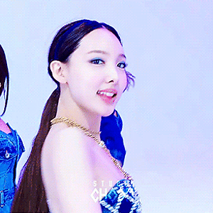 201027 STUDIO CHOOM "I CAN'T STOP ME" 나연 움짤 - 3p