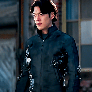 외계+인 가드 김우빈