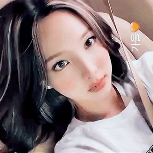 200910 트와이스타그램 인스타스토리 나연 움짤 - 1p
