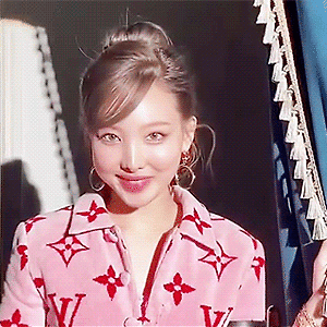 220615 NAYEON The 1st Mini Album"IM NAYEON"LIVE COVER #2 나연 움짤 - 1p