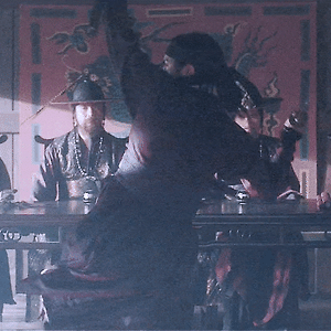 군도 조윤 gif 11