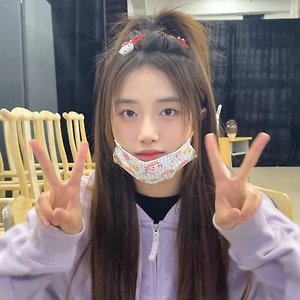 AKB48 TEAM SH 胡馨尹 후신인 웨이보