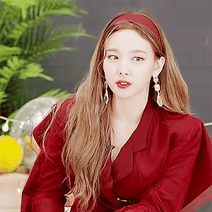 180709 DTNA SPECIAL V LIVE(2) 나연 움짤 - 17p