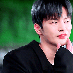 어느날 우리집 현관으로 멸망이 들어왔다 E16