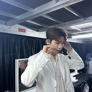 230816