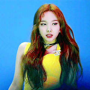 190426 TWICE TV "FANCY" PREVIEW 나연 움짤 - 3p