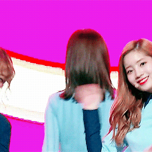161110 엠카운트다운 TT, 1위 나연 움짤 - 7p