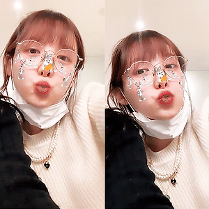 210122 트와이스타그램 인스타스토리 나연 움짤 - 1p