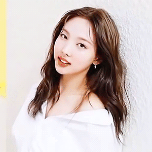 220303 비오템 인스타그램 오 비타미네 바디 컬렉션 CF 나연 움짤 - 2p