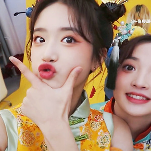 AKB48 TEAM SH 张樱璐 장잉루 브이로그 胡馨尹 후신인 캡쳐
