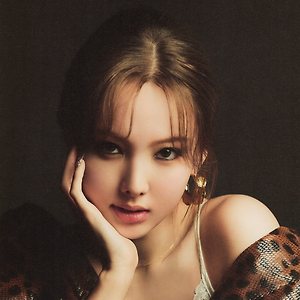 NAYEON 1ST MINI ALBUM I'M NAYEON - YEON VER. 스캔