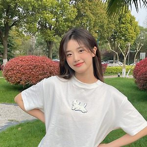 AKB48 TEAM SH 胡馨尹 후신인 샤오홍슈