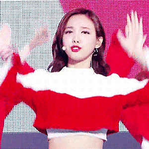 161105 음악중심 TT 나연 움짤 - 2p