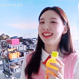 190408 Qoo CM 메이킹 나연 움짤 - 5p