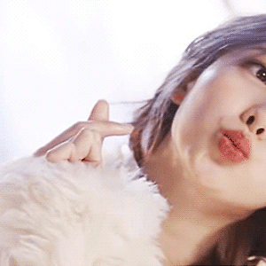 Doughnut Jacket Shooting Film 나연 움짤 - 2p