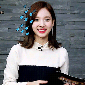 161102 뮤비뱅크 나연 움짤 - 2p
