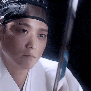 군도 조윤 gif 33