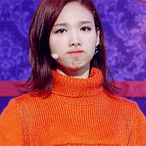 161106 인기가요 TT, 1위 나연 움짤 - 7p