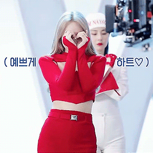 220722 "POP!" M/V Behind the Scenes EP.03 나연 움짤 - 3p