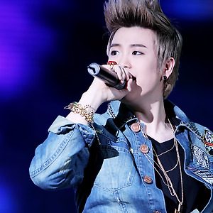 120428 롯데월드 WBS-FM 공개방송