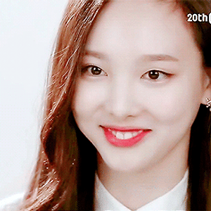 150413 SIXTEEN Member #1 'NAYEON' 나연 움짤 - 12p