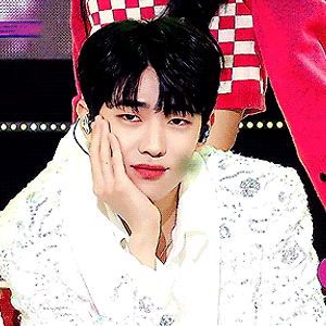 220426더쇼/ 재찬
