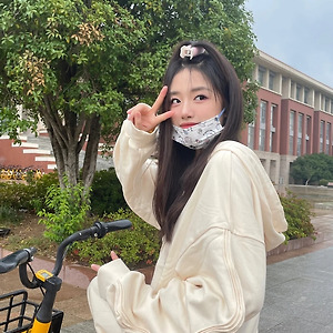 AKB48 TEAM SH 胡馨尹 후신인 샤오홍슈