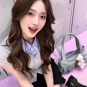 [胡馨尹/후신인] 후신인 샤오홍슈