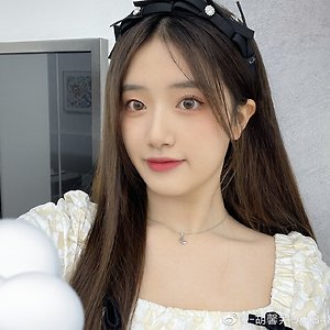 AKB48 TEAM SH 胡馨尹 후신인 웨이보