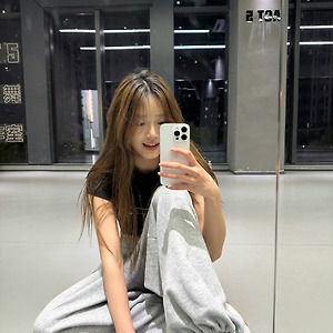[胡馨尹/후신인] 작은 나비 후신인 웨이보