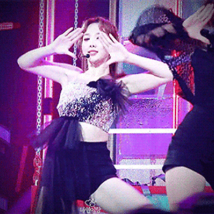 190801 MGMA Breakthrough, FANCY (vid cr.나연이랑) 나연 움짤 - 4p
