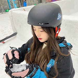 AKB48 TEAM SH 胡馨尹 후신인 웨이보