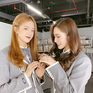 AKB48 TEAM SH 胡馨尹 후신인 푸야닝 웨이보