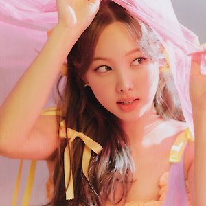 NAYEON 1ST MINI ALBUM I'M NAYEON - POP VER. 스캔