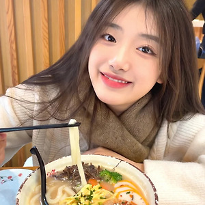 AKB48 TEAM SH 胡馨尹 후신인 샤오홍슈
