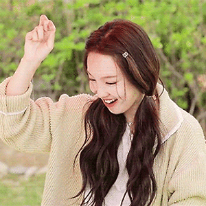 210730 TIME TO TWICE TDOONG Forest EP.05 나연 움짤 - 2p