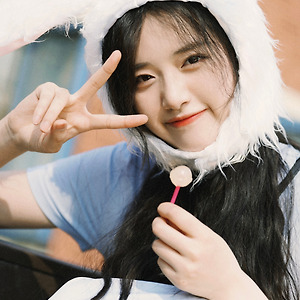 AKB48 TEAM SH 胡馨尹 후신인 웨이보