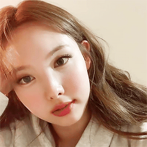 211021 oo V LIVE 나연 움짤 - 8p