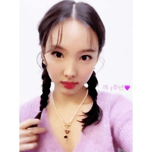 201020 트와이스타그램 인스타스토리 나연 움짤 - 1p
