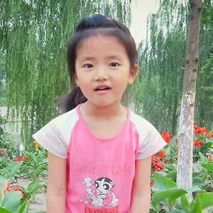 胡馨尹 후신인 我是胡图图 나는 후투투 도우인