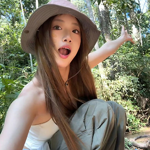 [胡馨尹/후신인] 작은 나비 후신인 웨이보