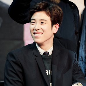 140311 B'iffrent DVD 팬사인회
