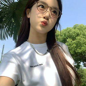 [胡馨尹/후신인] 후신인 샤오홍슈